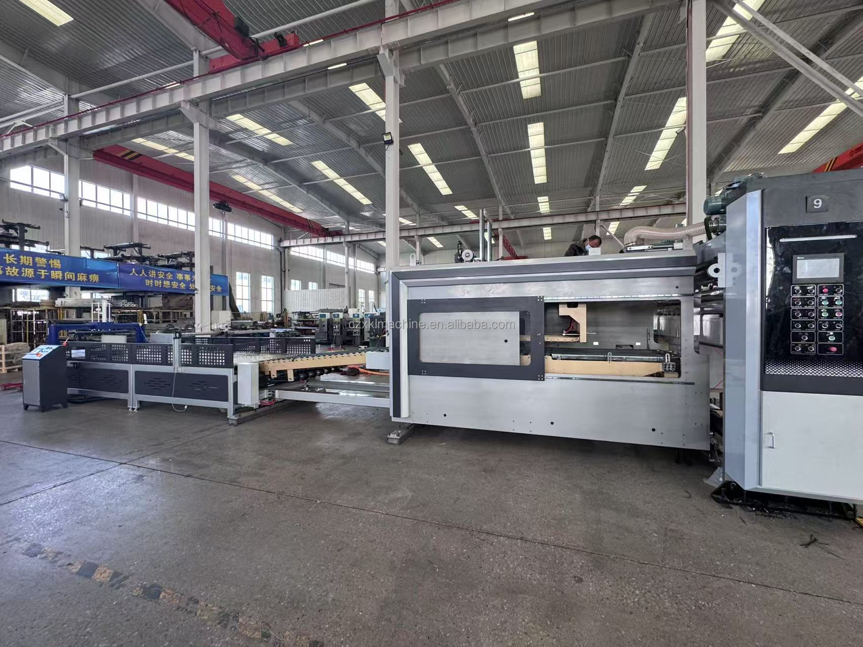 Computer Vacuum Transfer Flexo Printer Electric Slotter Die Cutter Servo Motor Drive Folder Gluer FFG case Maker Inline
