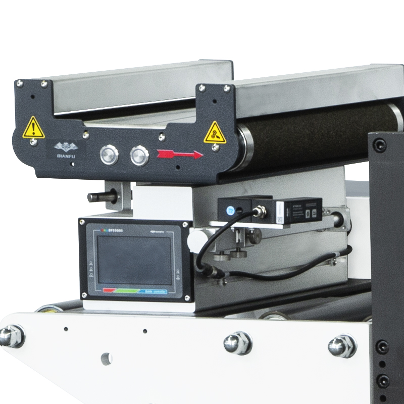 Automatic Roll-To-Roll Die-Cutter Machine for Hot Stamping Label Paper Labels Rotary Die Cutting and Slitting Machine