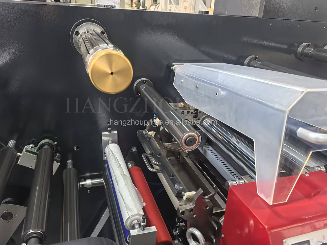 Laminating unit