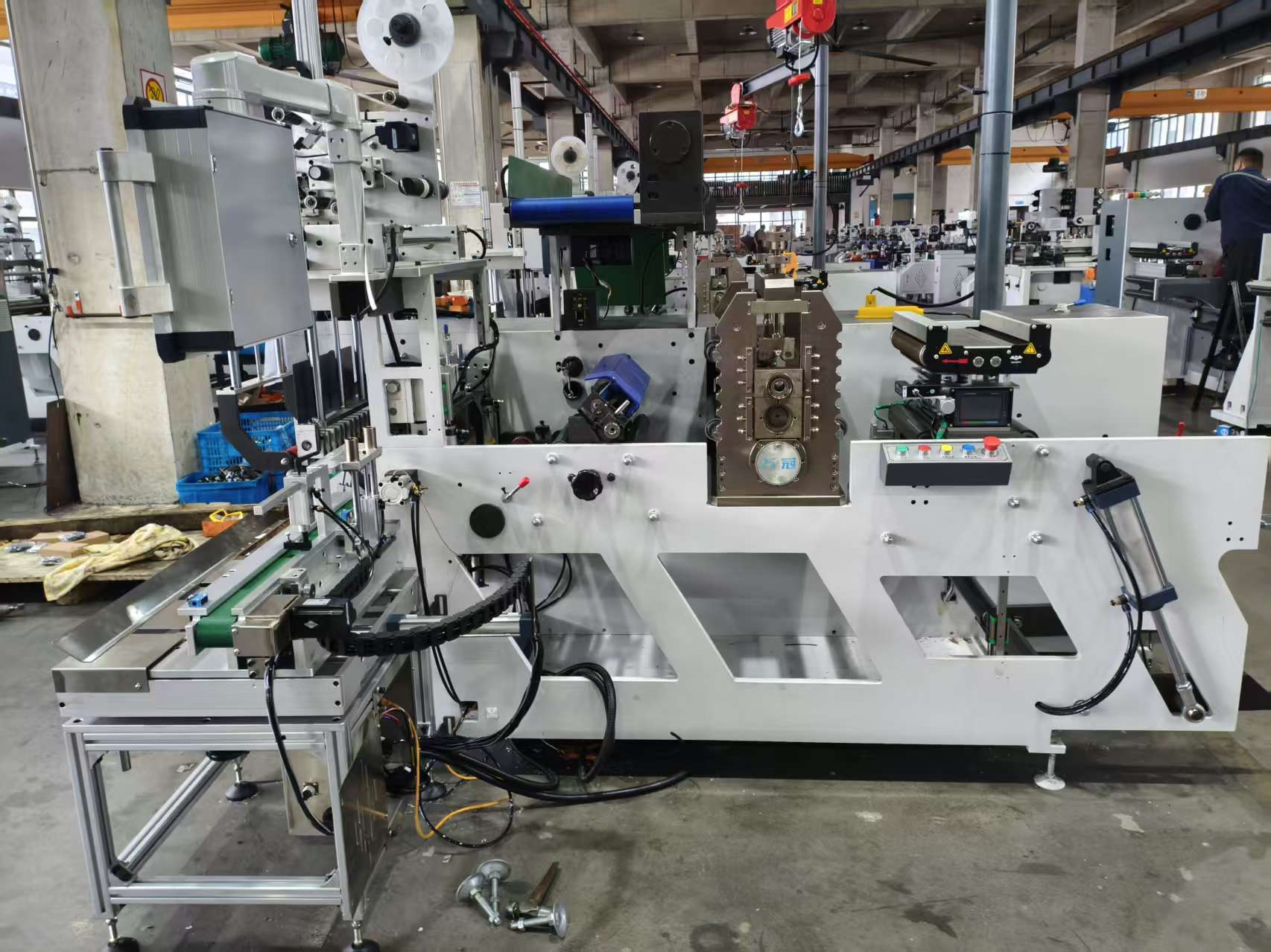 Fully Automatic Rotary Die Cutting Slitting Rewinding Label Sticker Adhesive Machine