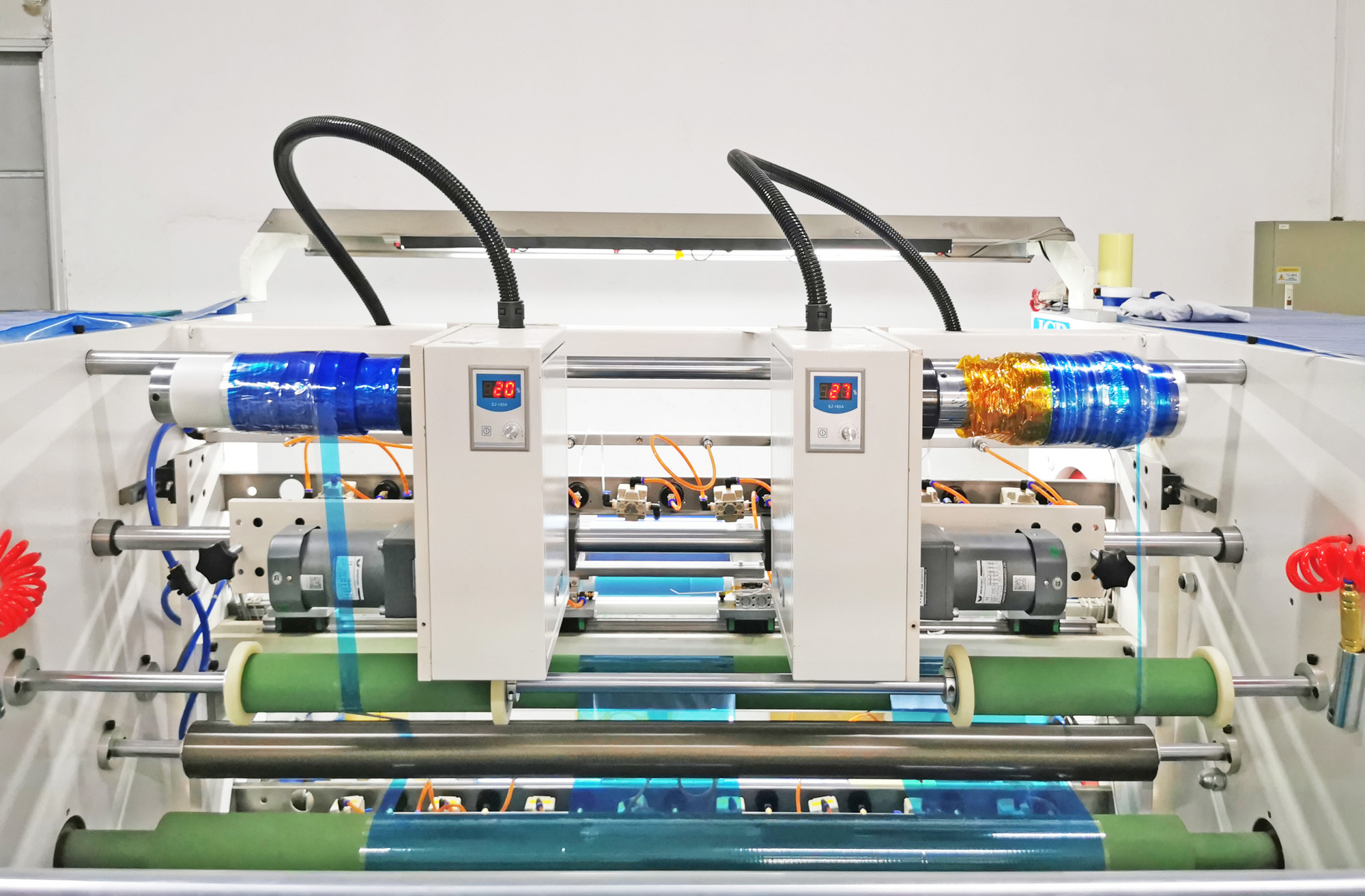 Waste rewinding device