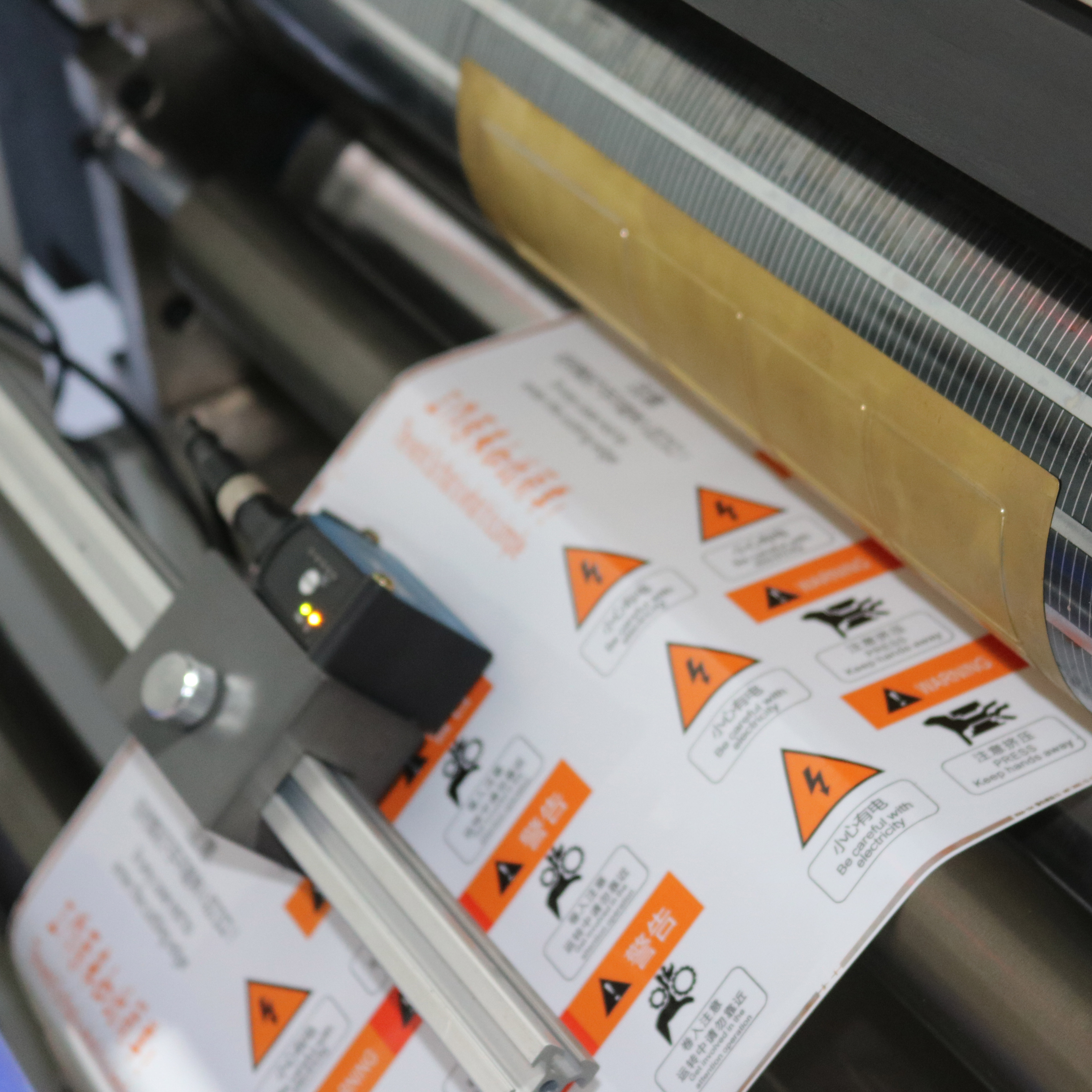 Automatic Roll to Roll Label Intermittent Die Cutter Semi and Full Rotary Die Cutting Machine Computerized Motor Core Components