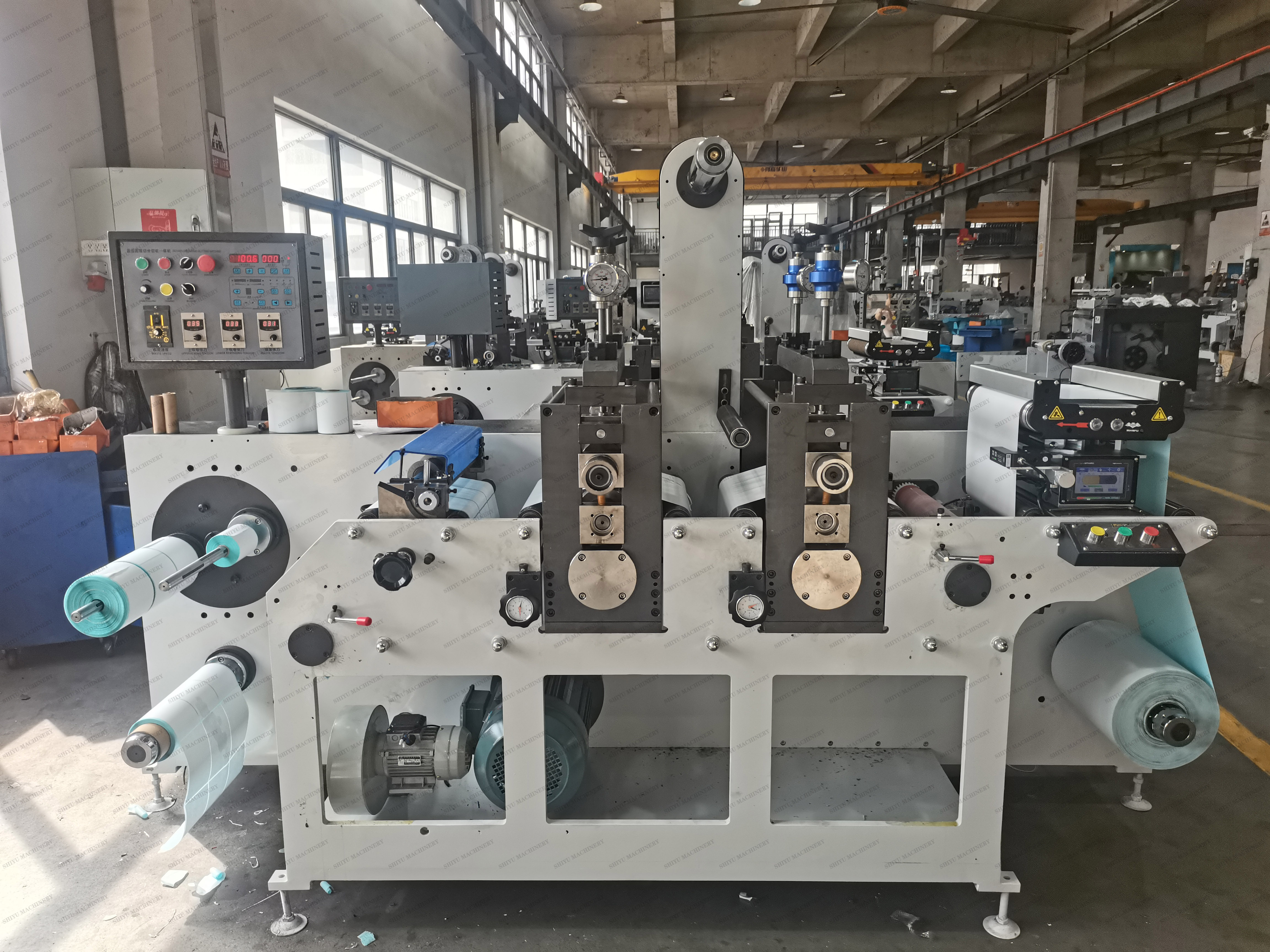 High Speed Automatic Roll 350 Paper Self-Adhesive Label Slitting Slitting Rewindier Machine