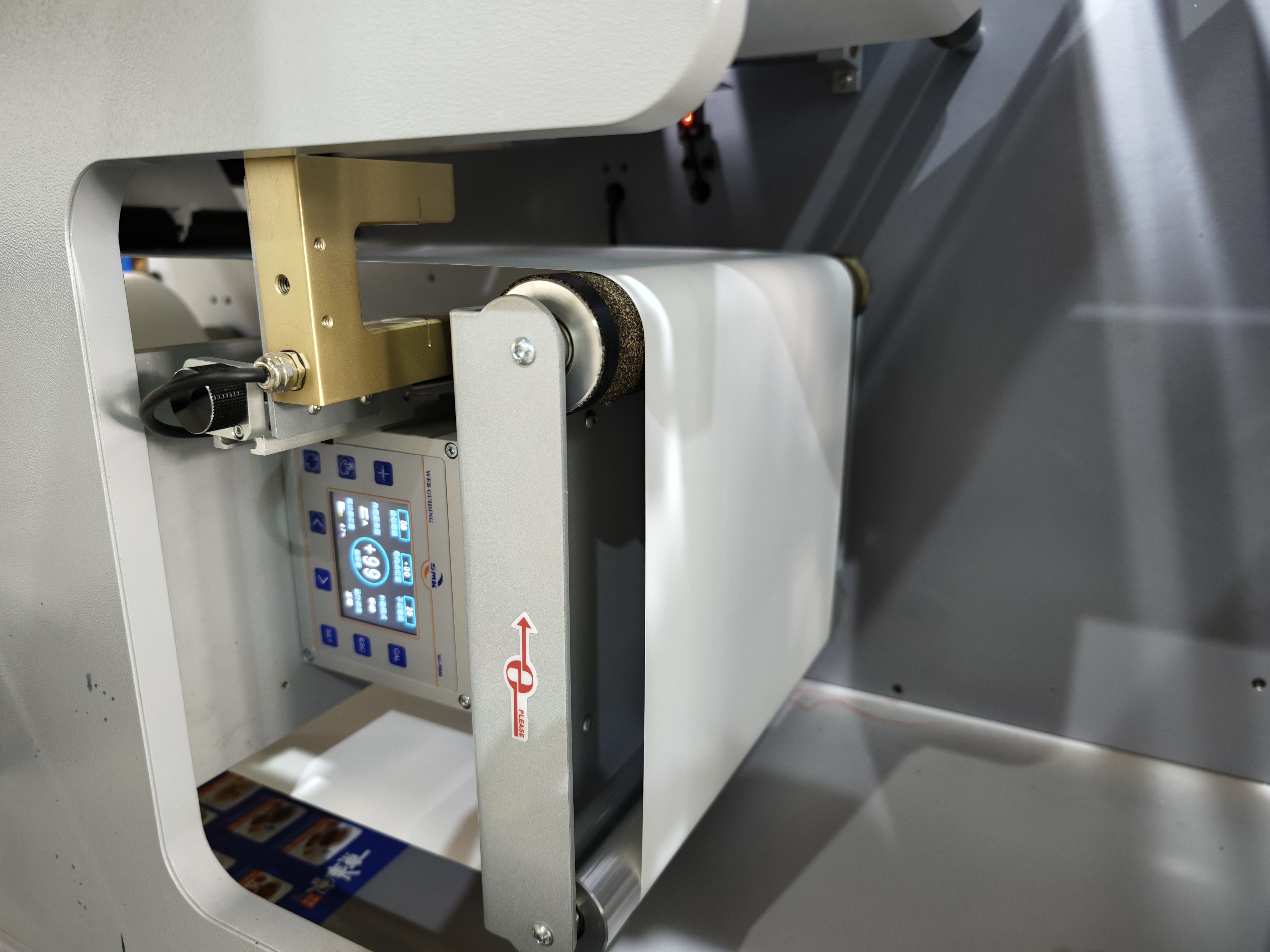 Nexus 350J All In One Label Printing Laminating Cutting Waste Collecting Slitting Machine Roll To Roll Uv Inkjet Label Printer