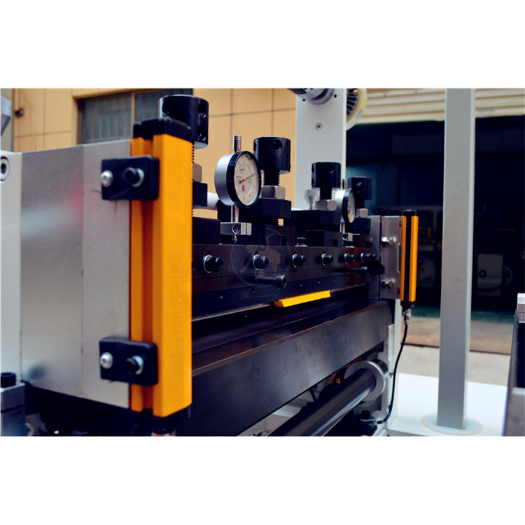 Japan Shimadzu hydraulic motor