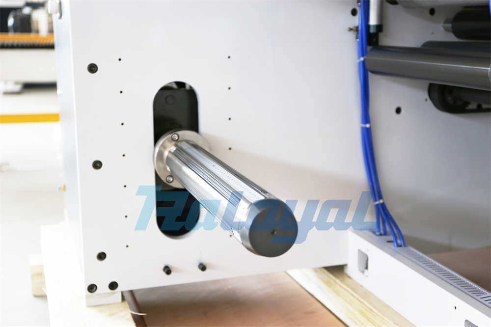 Best Selling Semi Rotary Die Cutting Slitting Die Cutter Machine for Printed Label Intermittent Die Cutting Machine