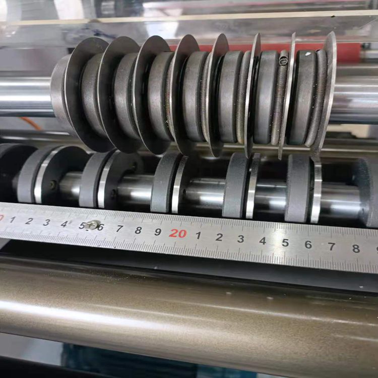 High Medium Speed Flatbed Automatic Adhesive Label Die Cutting Machine, Sticker Roll Punching Cutter