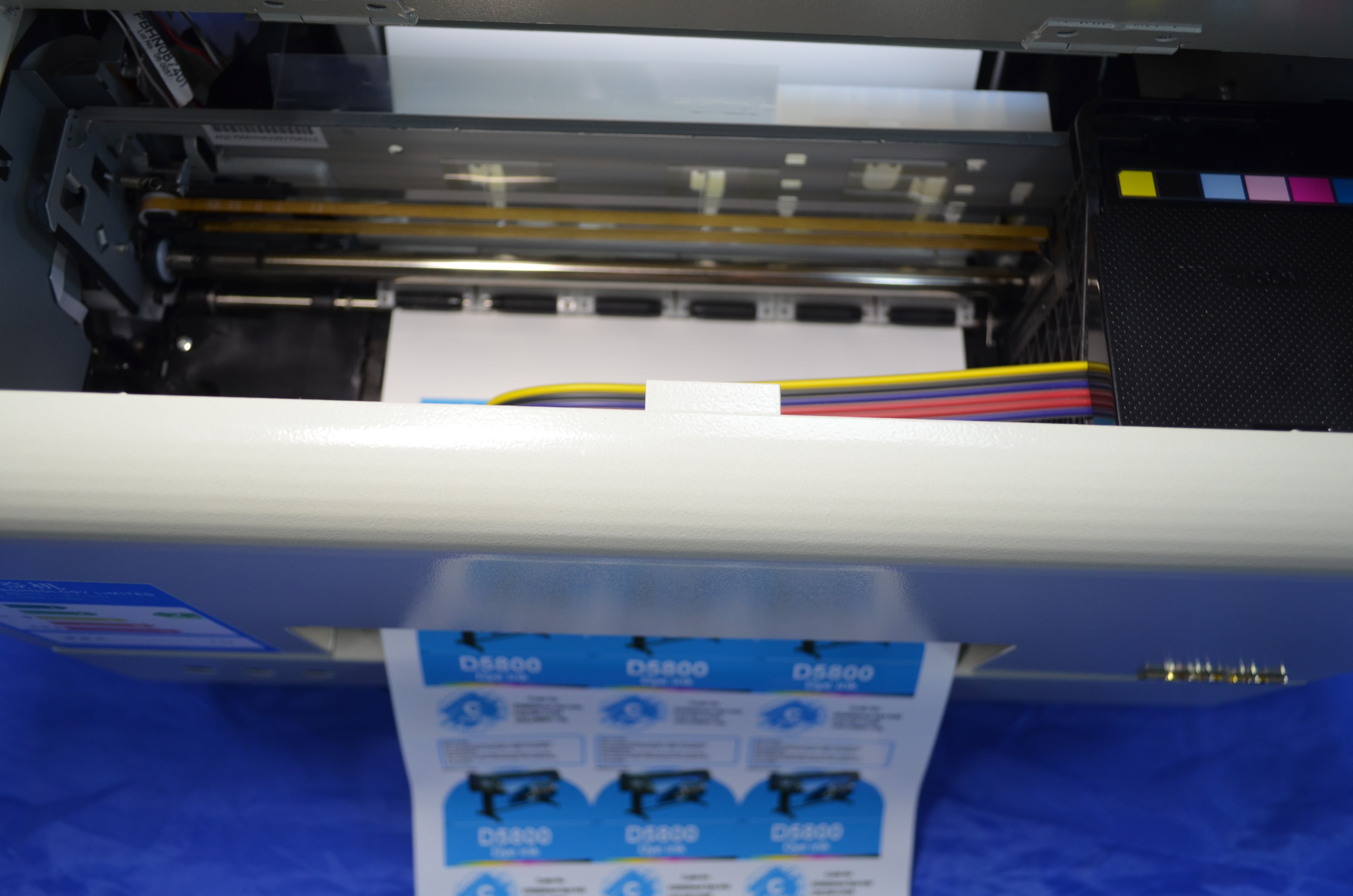 2023 New Design Roll to Roll Digital Label Paper Film Printer and Roll Label Die Cutter Machine Inkjet Printers New Product 2020