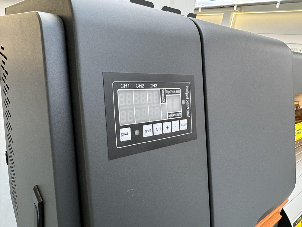 Roll to Roll Digital Label Printing Machine with 1800 Heads Light Box Advertising for Iinkjet Printers Handheld