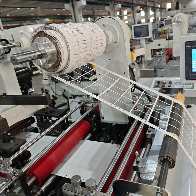 Flatbed Label Die Cutting Machine With Hot Foil Stamping Aluminum Foil Gold Foil Function for Cosmetic Food Wine Packaging Label