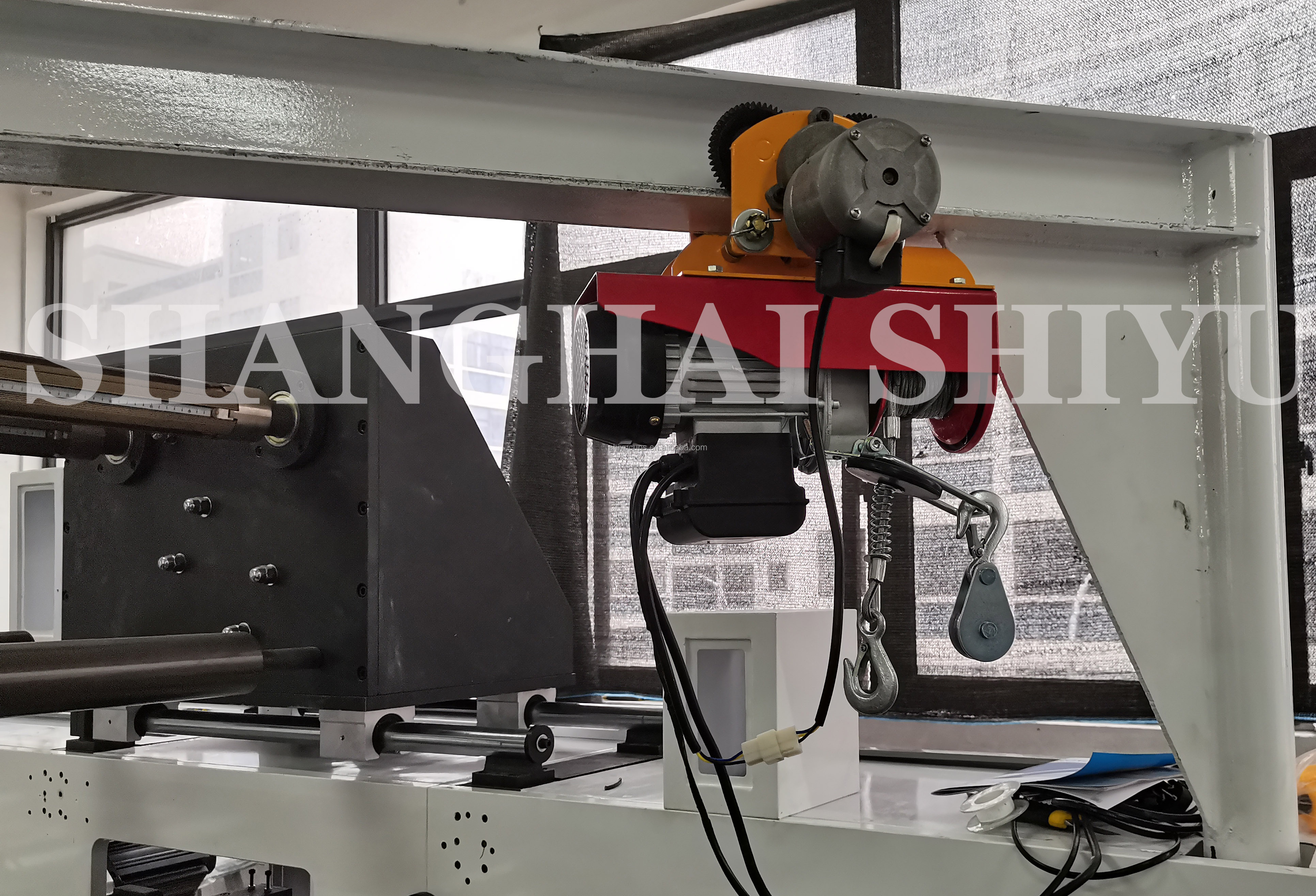 Electric Crane
