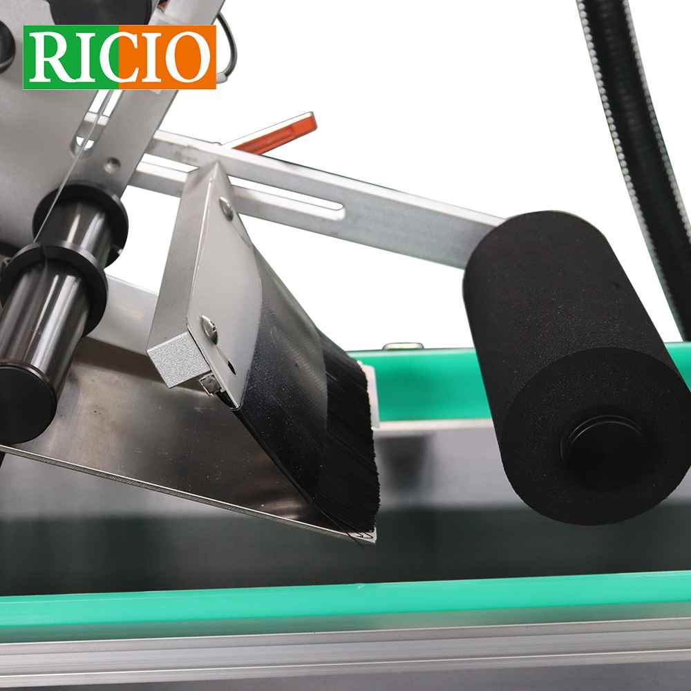 Servo Motor Electric Self-adhesive Flat Top Surface Single-side Carton Label Applicator Automatic Express Box Labeling Machine