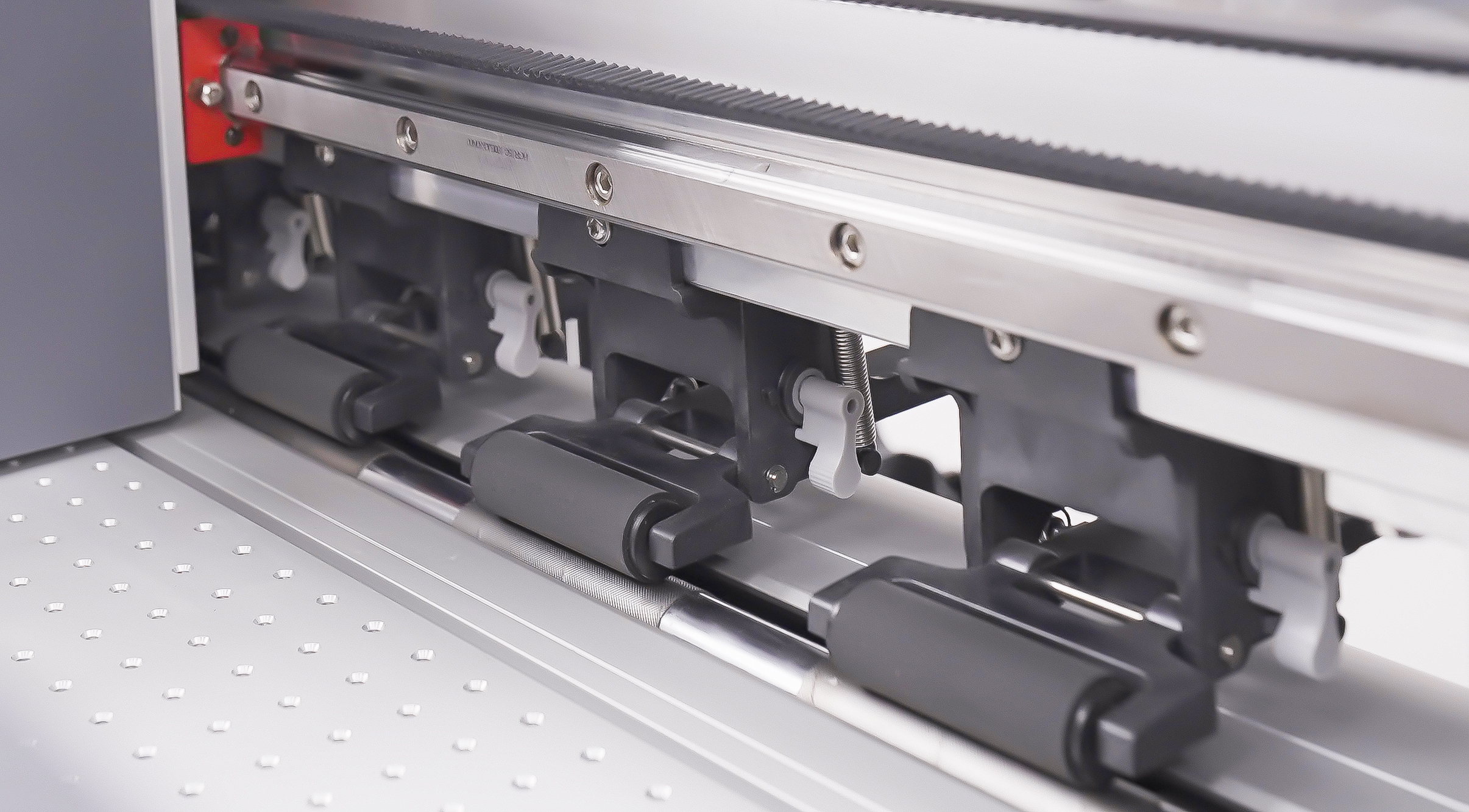 Focus Vesa 830A Automatic New UV Ink Label Printer Roll To Roll Multicolor 1 Year Warranty Ethernet Connectivity