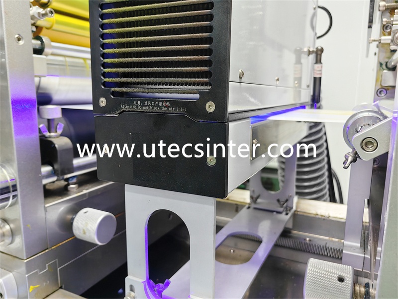 UTR240S 4 6 Color Roll to Roll Automatic Rotary UV Letterpress Intermittent Adhesive Label Sticker Printer With Servo Die Cut