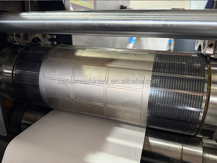 Magnetic roller and flexible die
