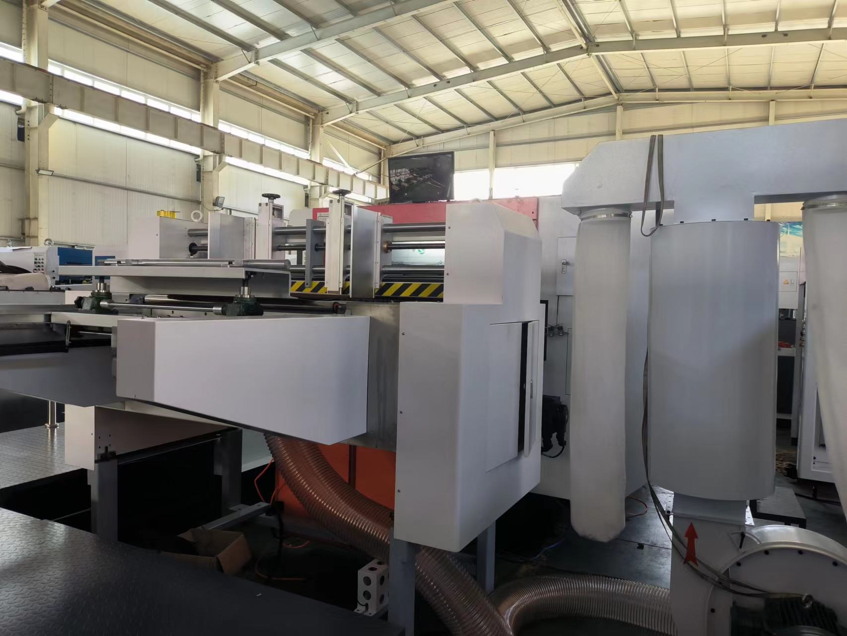 Ce Die Cutting Machine MYP-1500Q Automatic Label Flatbed Die Cutting Machine Paper Die Cut Knife Machine