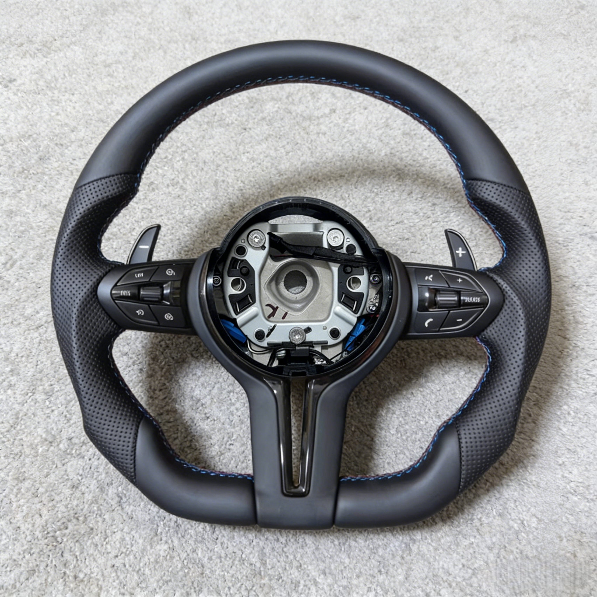 Wholesale Applicable for BMW F10 F20 F30 F32 F36 F80 M3 M4 M5 M6 E70 E90 E91 Leather Interior Steering Wheel Automotive Parts