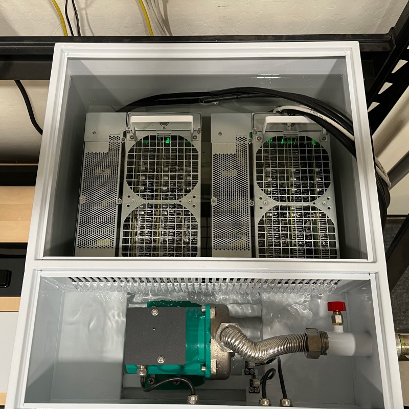 C6 Liquid-Cooled Temperature Control Oil Immersion Cooling System Computer Case 4pin Power Interface Copper Aluminum Heatsink