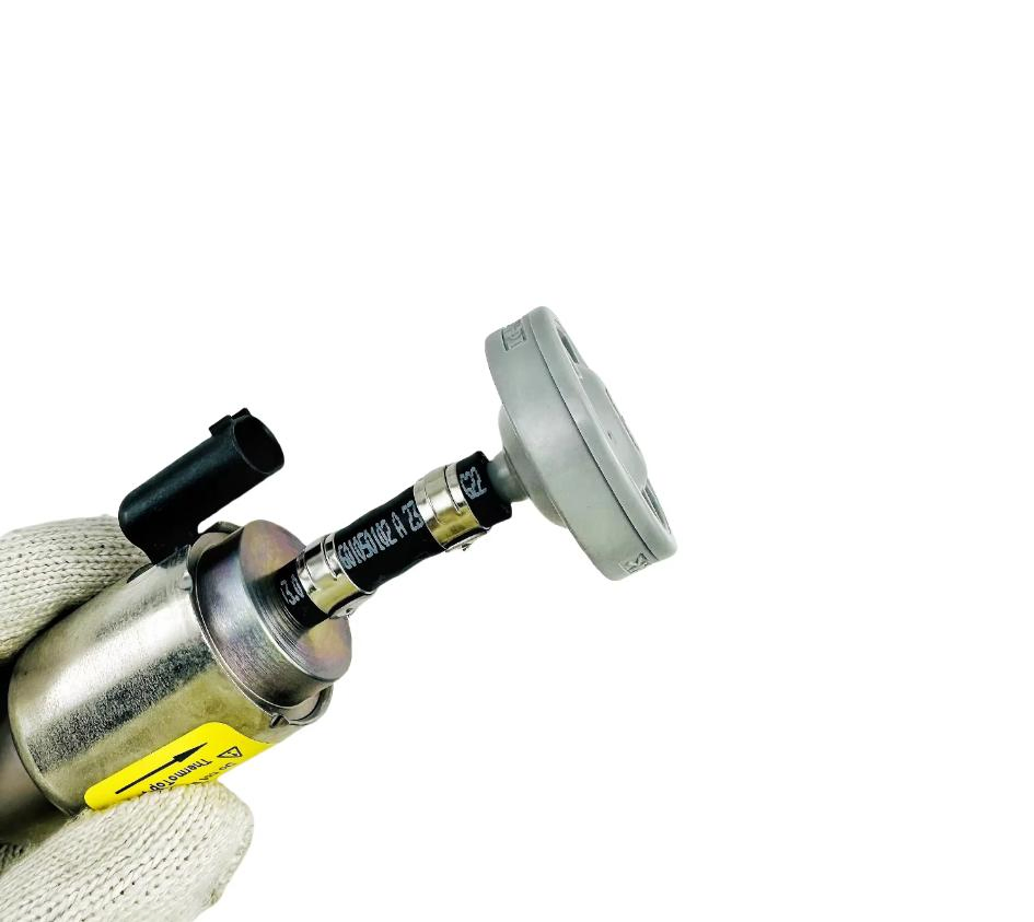 FAW Jiefang Origl New Diesel Spare Parts J6/J7/Jh6 Oil Pump Assembly 8115580-81u/C for Truck Drivetrain &amp; Axles