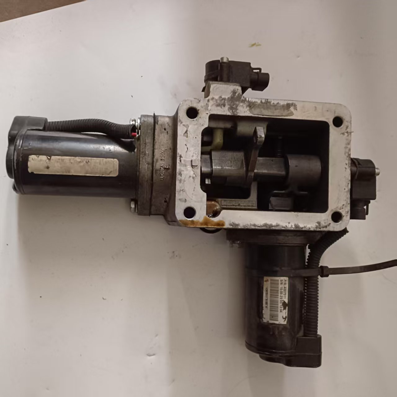 Electric Hydraulic Power Steering System Component - EPS Pump &amp; Actuator Assembly