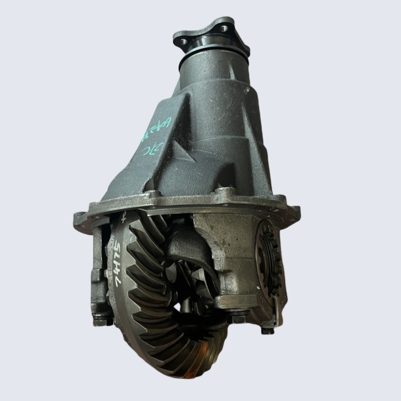 Sinotruk HOWO A7 Heavy Truck Rear Axle Spare Parts New Condition Steel Drivetrain &amp; Axles Model Hc16 Part Number Az7117338733
