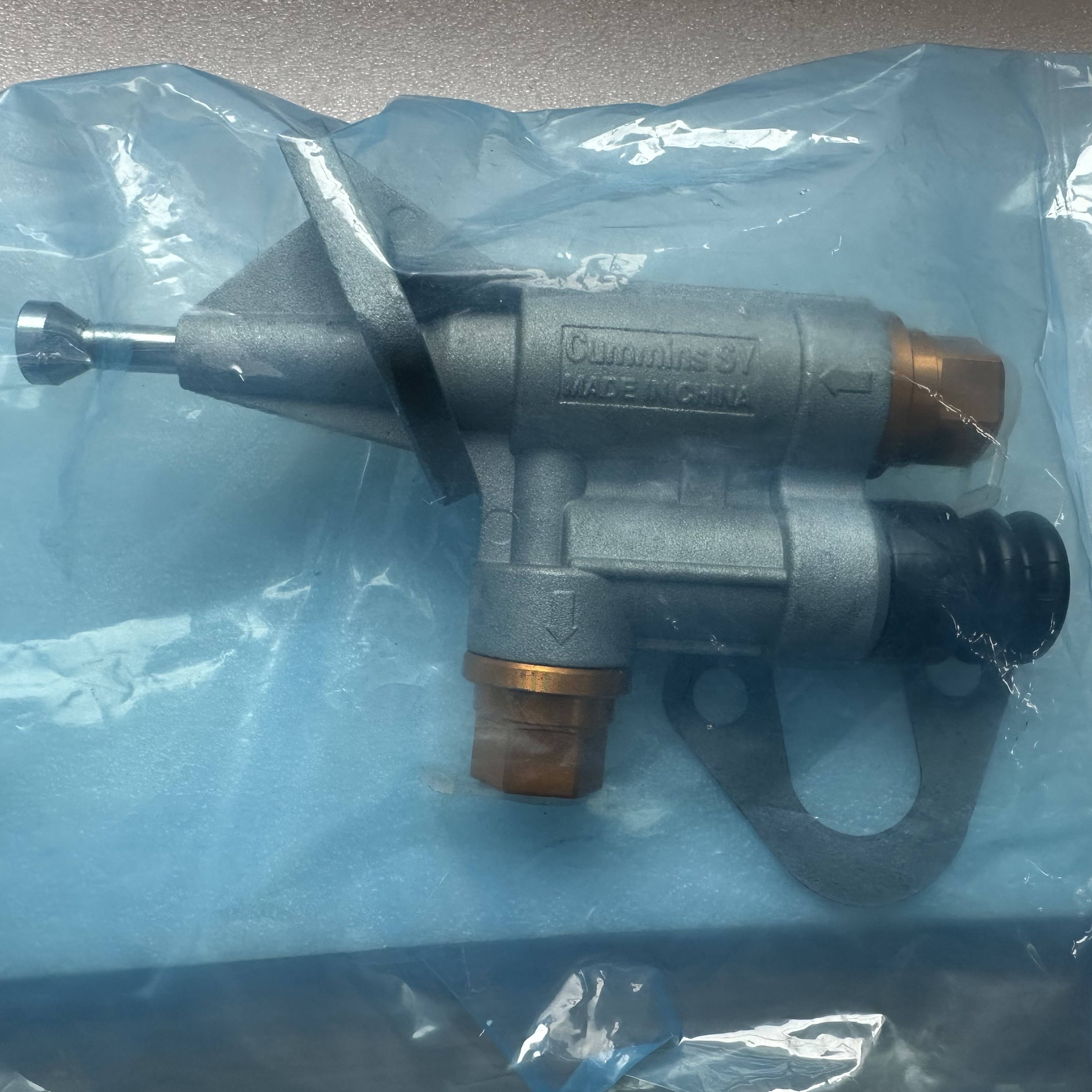 High Quality diesel Engine Fuel System Components Fuel Delivery Pump 3917998 4988749 3917999 1106n1-010 4937767 3906795 3930201