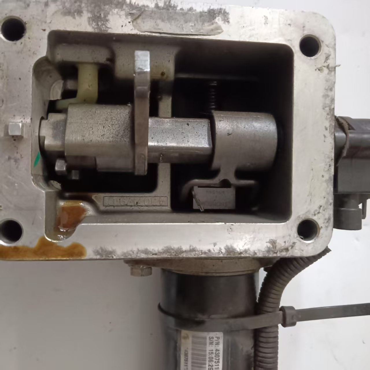 Electric Hydraulic Power Steering System Component - EPS Pump &amp; Actuator Assembly