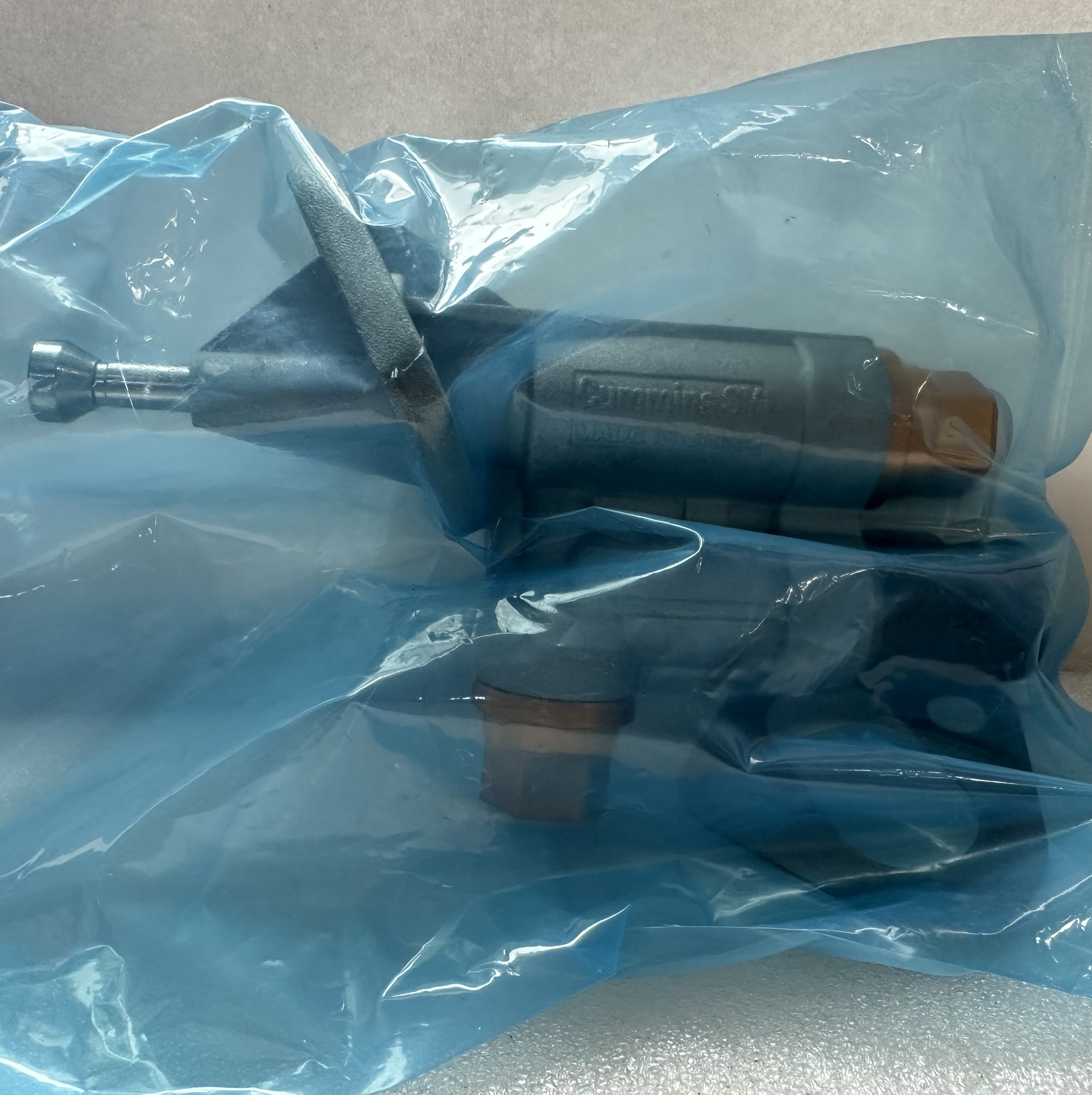 High Quality diesel Engine Fuel System Components Fuel Delivery Pump 3917998 4988749 3917999 1106n1-010 4937767 3906795 3930201