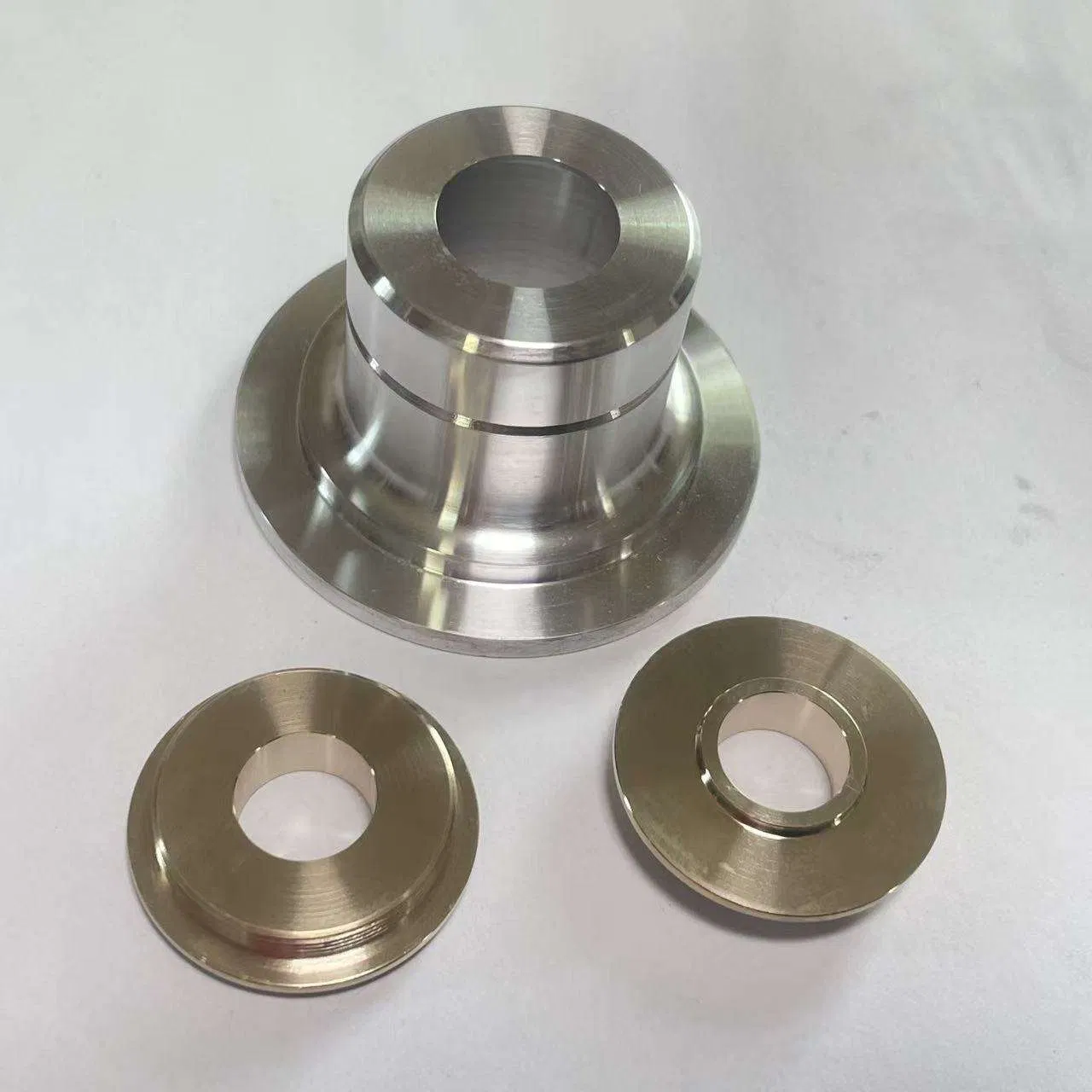 Precision Machining of Custom Aerospace Engine Components for Aircraft