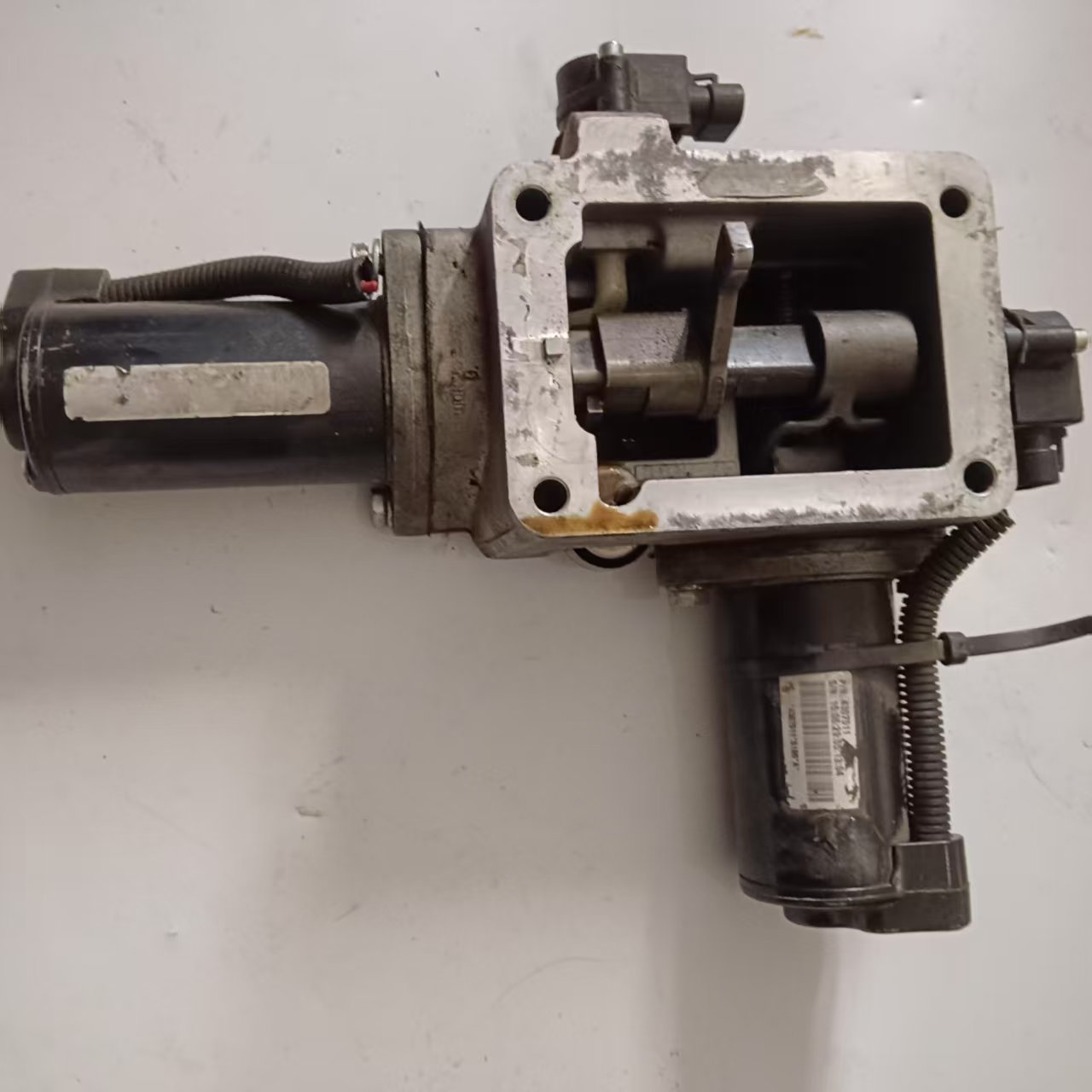 Electric Hydraulic Power Steering System Component - EPS Pump &amp; Actuator Assembly