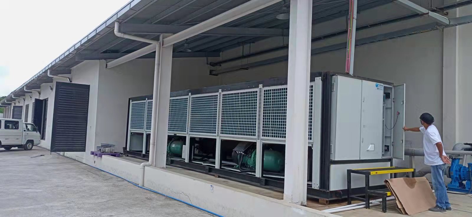 50Ton ~600 Ton Industrial Air Cooled /Cooling screw type or scroll type water chiller system Cooling system /chilling equipment