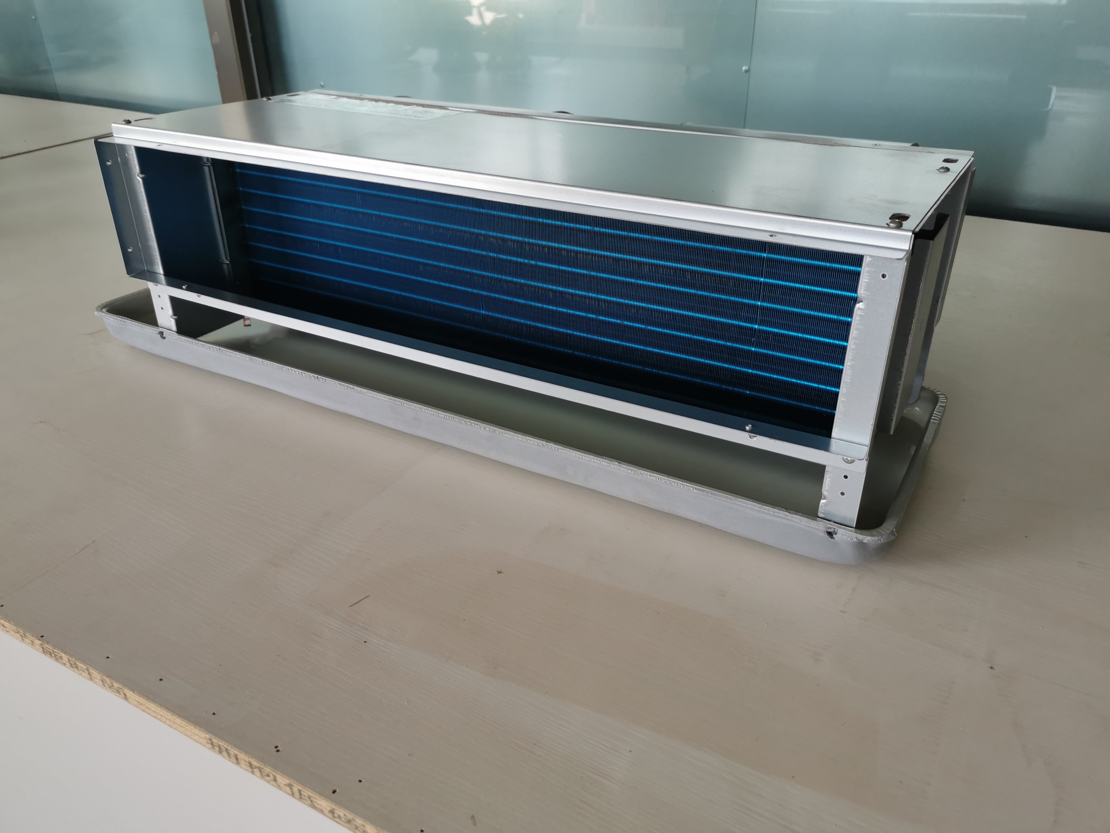 Wall Mounted Horizontal Ceiling Duct Fan Coil Unit Chilled Water Cooled Concealed Type Core Motor Component for HVAC Systems
