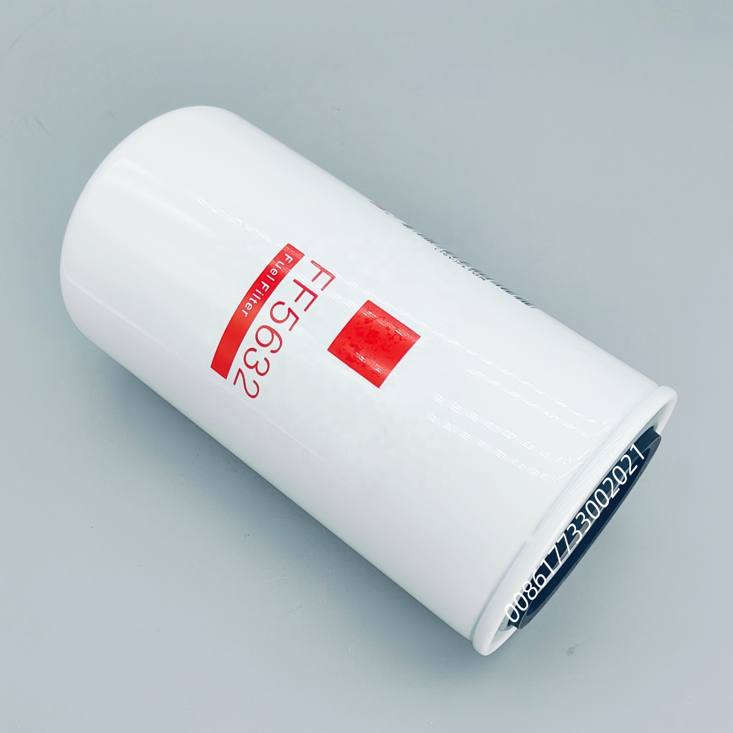 High Quality Diesel Truck Engine Parts Fuel Filter Element WK929 H414WKD421 P550880 FF5421 FF5612 FF5632 for Heavy Duty Trucks