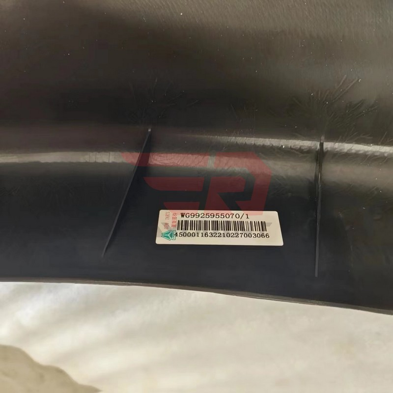 HOWO Sitrak Drivetrain Fender Upper Wg9925955070 for Sinotruk HOWO Sitrak C5h/C7h/C9h Truck Cabin Spare Parts