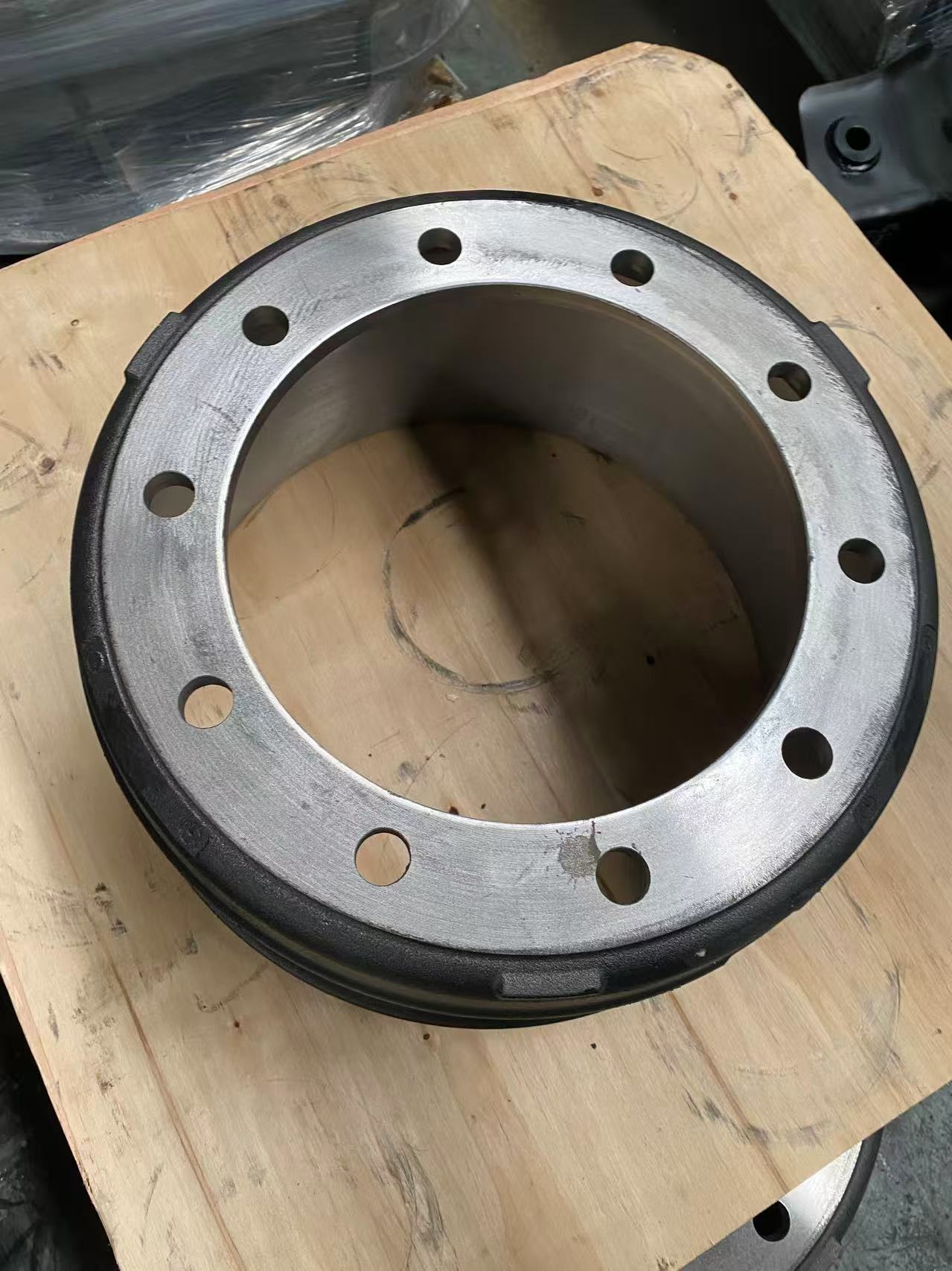 Wholesale New Heavy-Duty Bpw Brake Drum for Trucks &amp; Trailers Parts &amp; Accessories