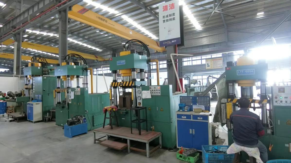 Hydraulic press machine for forming and shaping automotive metal components