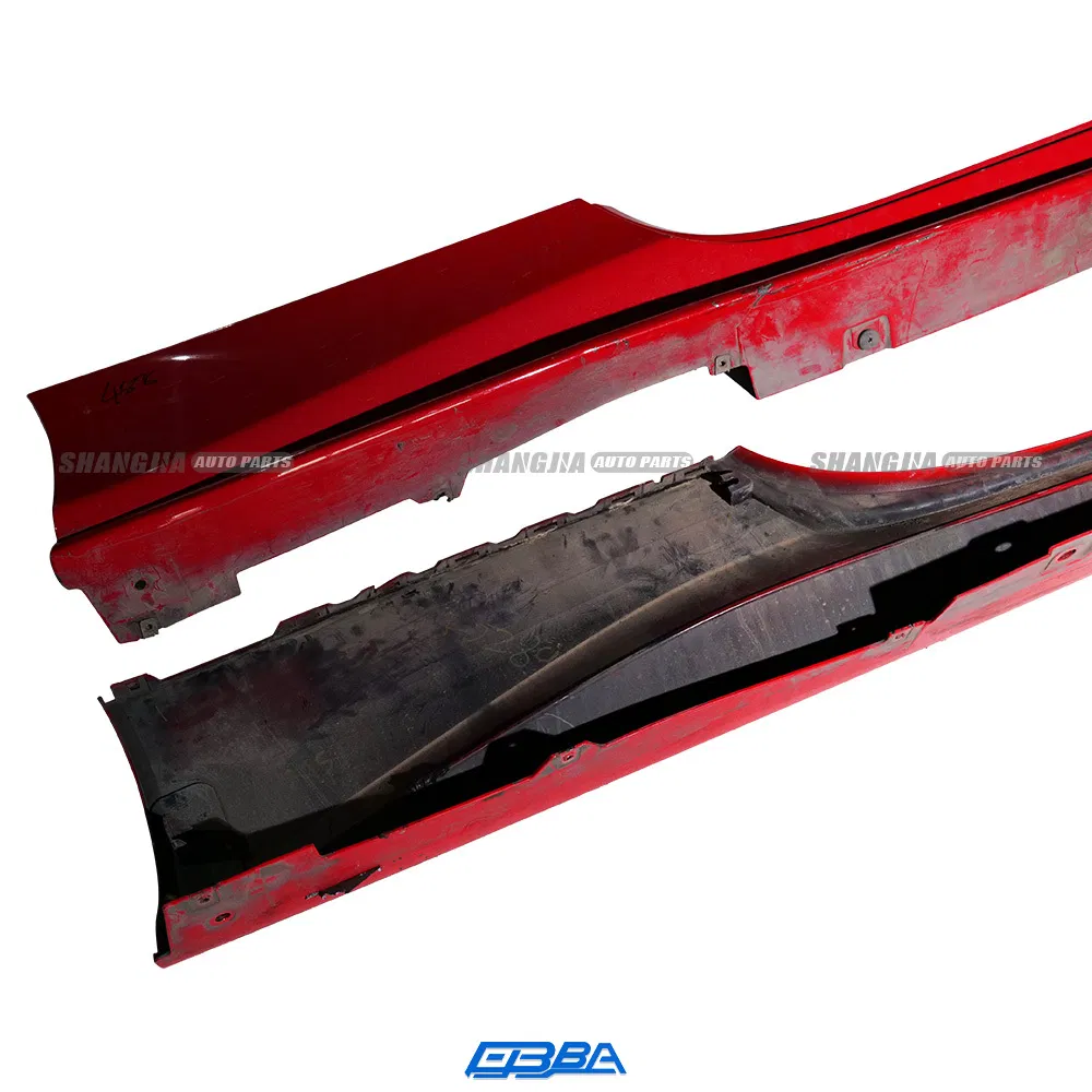 Side Skirt Detail 4