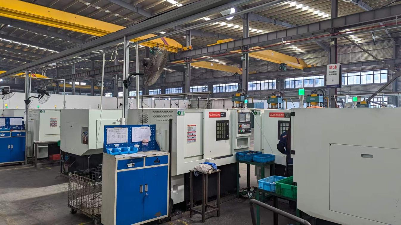 CNC machining center for precision automotive component manufacturing at Macajor