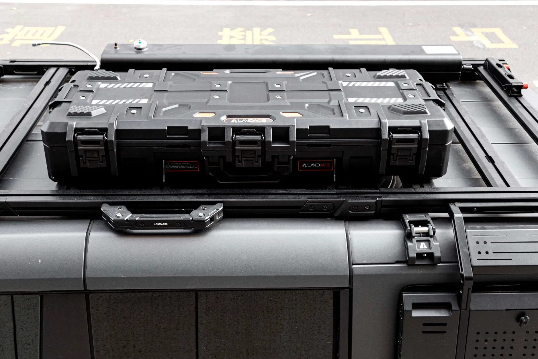 Storage Box Car Roof Cargo Camping Box Lockable Tool Boxes