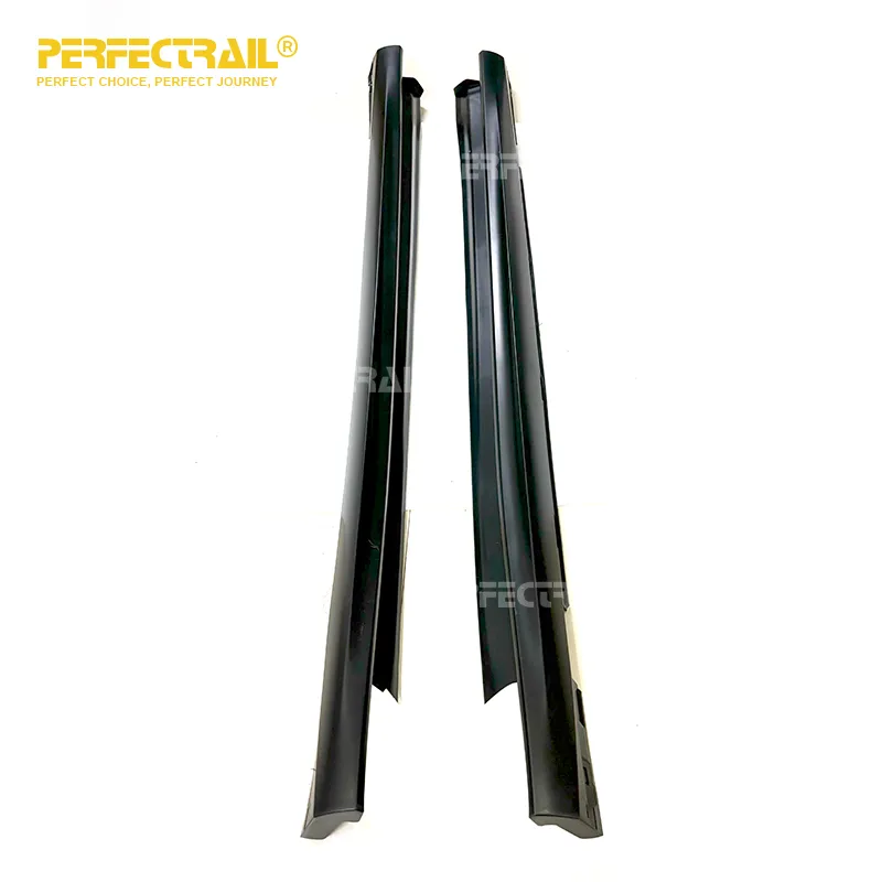 Side Skirt Detail 2