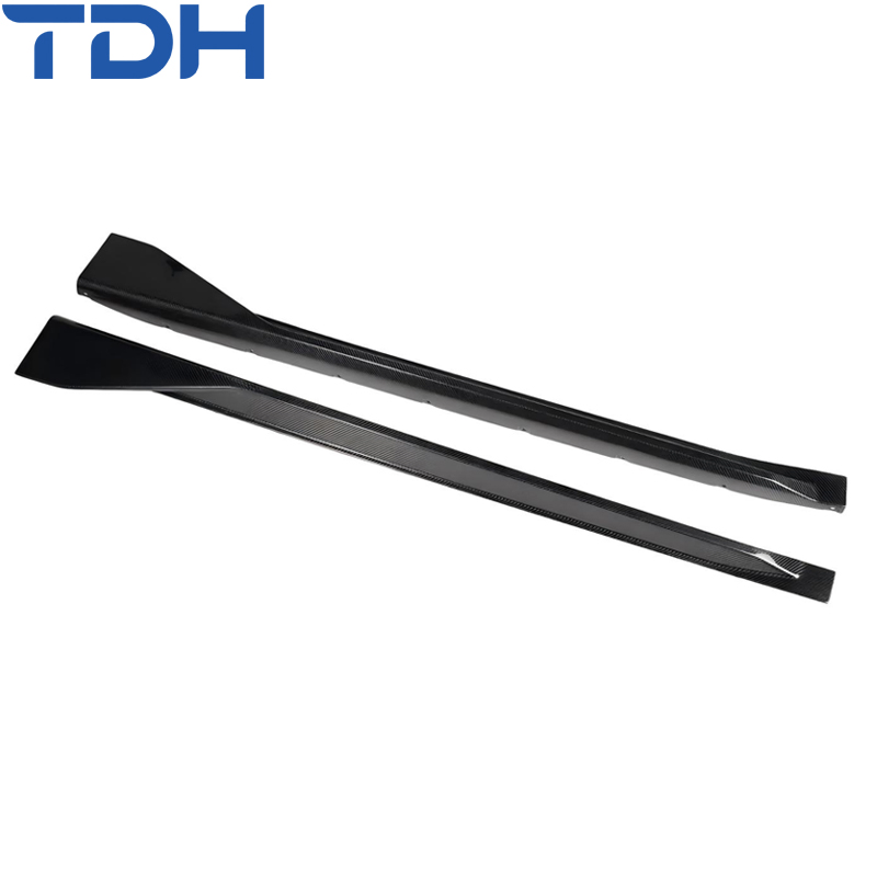 Car Accessories High-End Dry Carbon Fiber Side Skirt for BMW G80 G82 M3 M4 Modified to MP Style Carbon Fiber Side Skirt