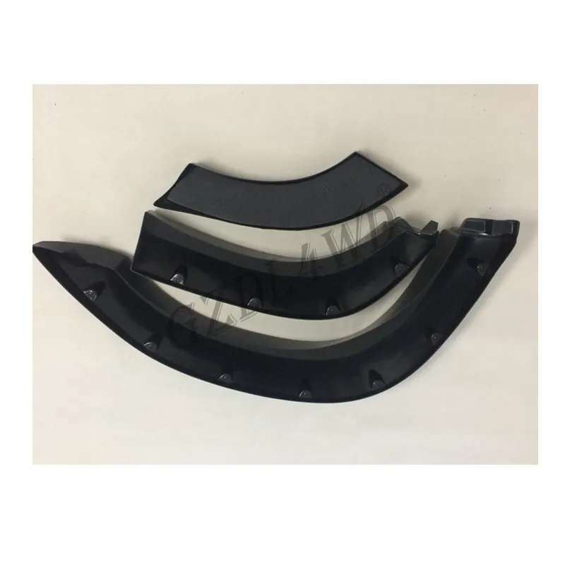 Landcruiser LC80 Fender Flares 4
