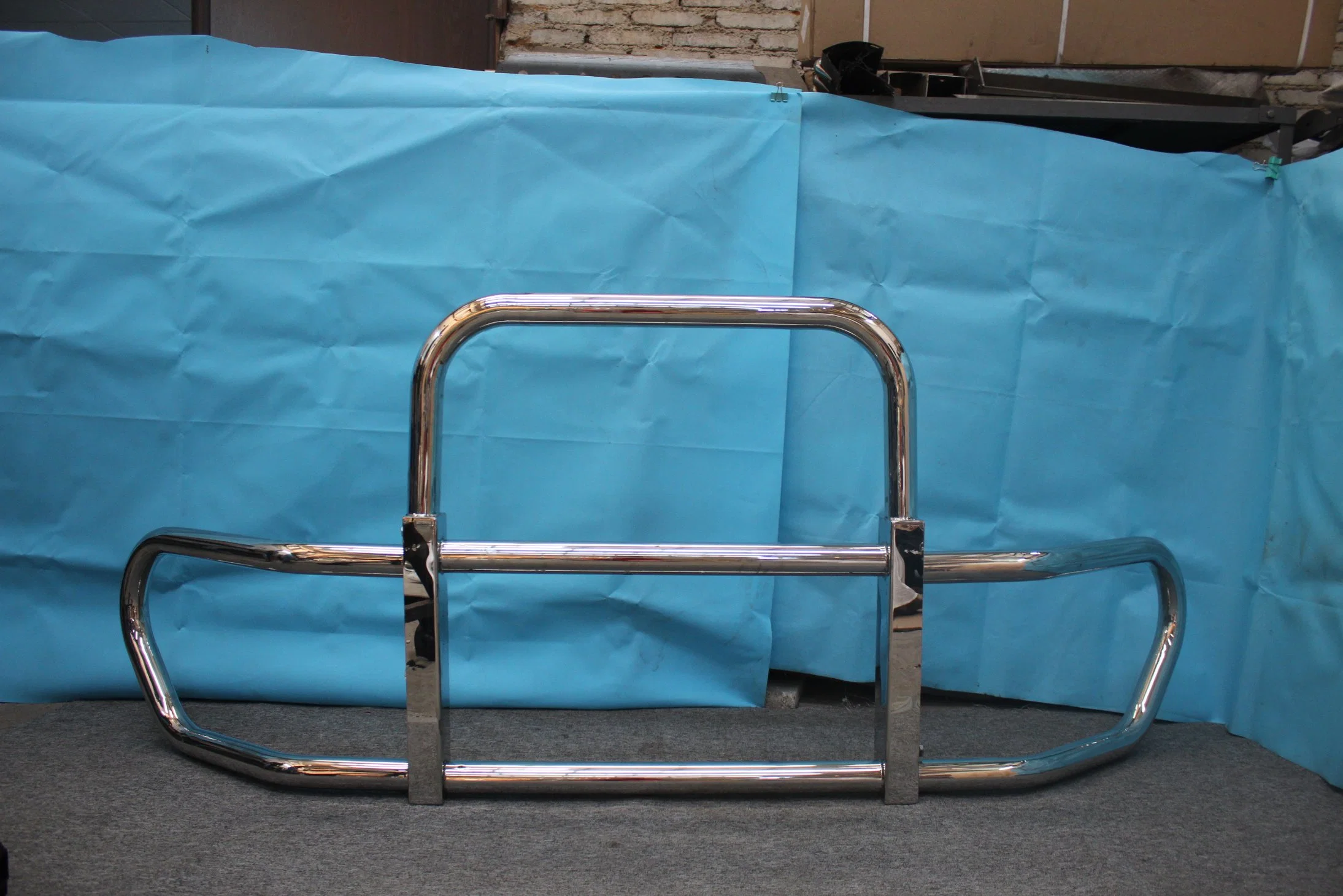 New Arrivals Truck Grille Guard Front Bumper for Volvo Vnl
