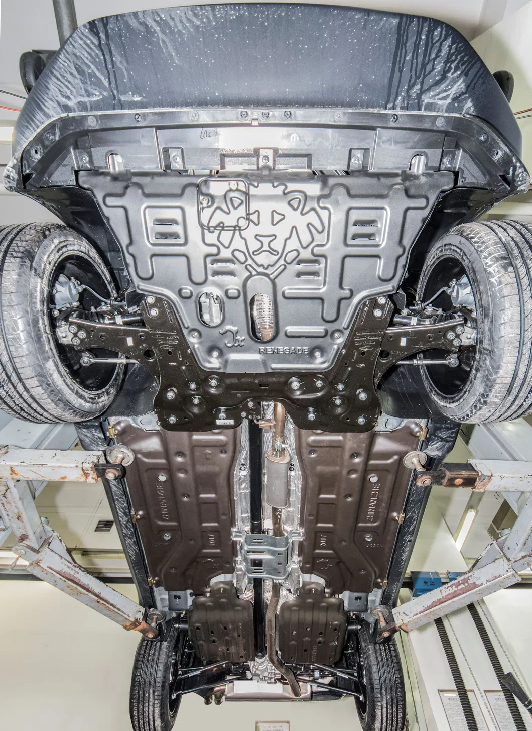 Engine Skid Plate Detail