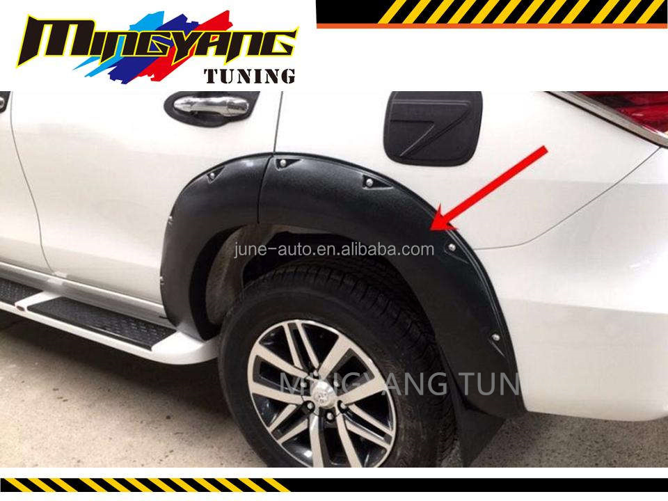 Auto Parts Fender Flare Wheel Arch for Toyota Fortuner 2016-2018