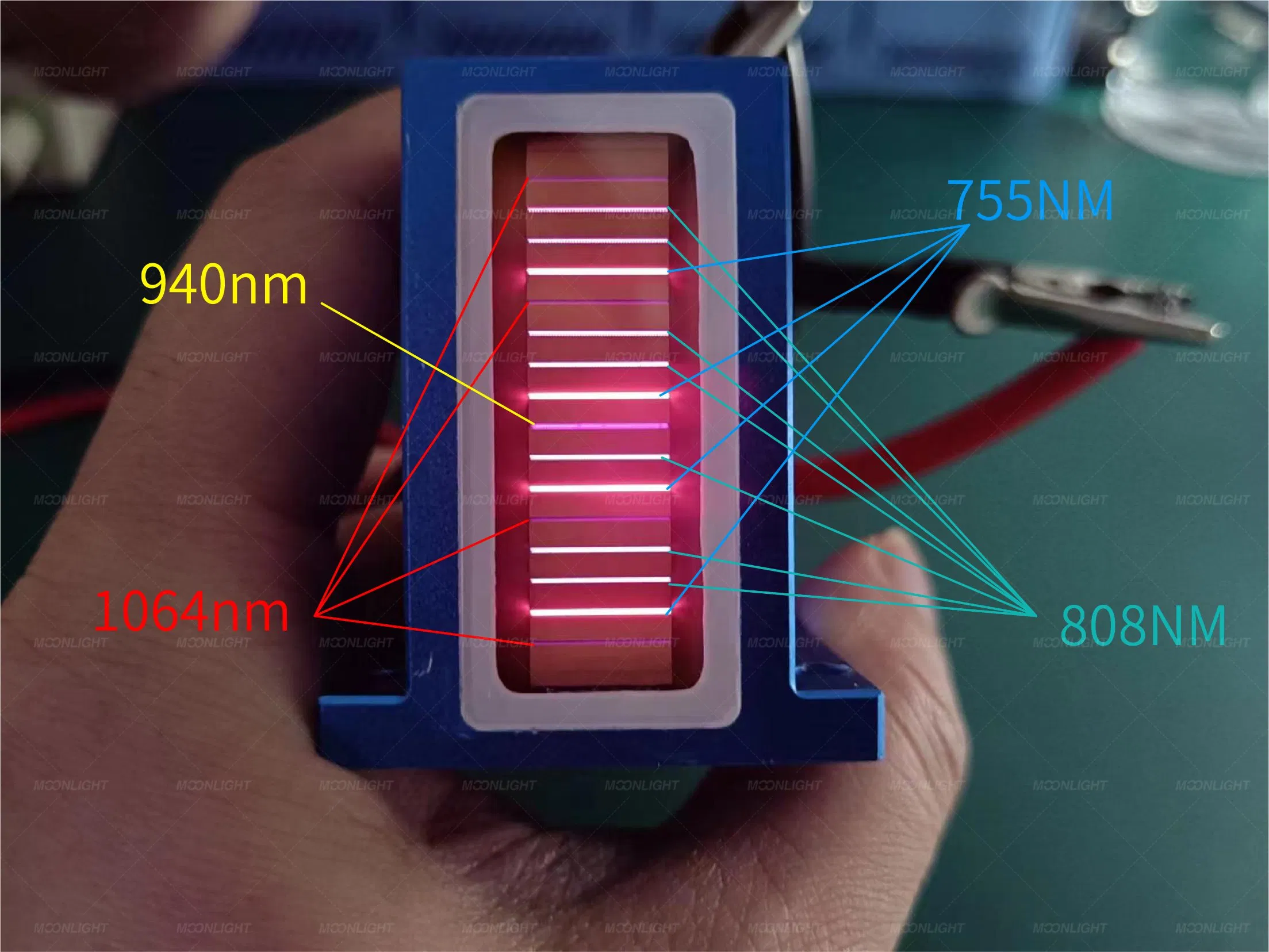Epilador a laser médico OEM/ODM Depilação a laser Equipamento de beleza para salão com cabeçotes duplos/únicos 1600-2400W Máquina de remoção de pelos a laser diodo CE FDA