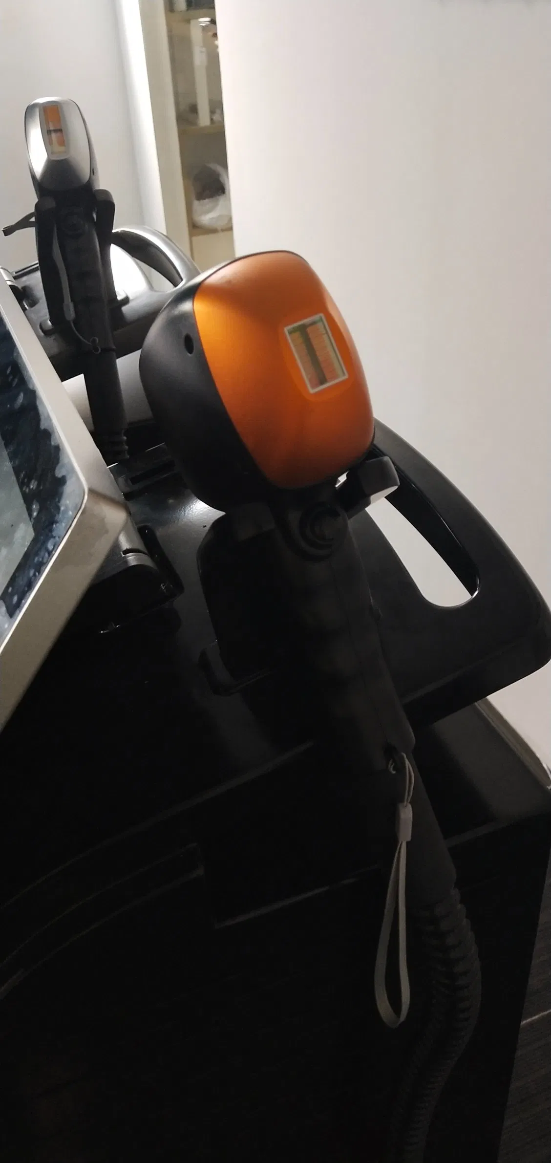 Dispositivo Profissional Portátil de 808nm Remoção de Pelo a Laser Diode para Rejuvenescimento da Pele com CE