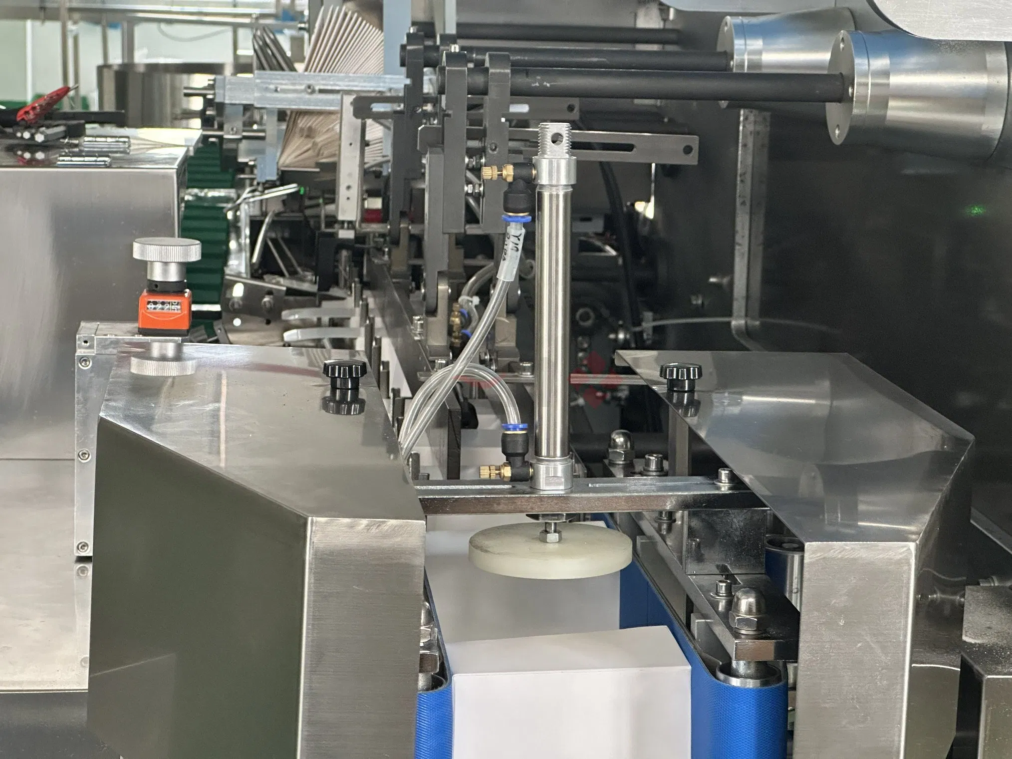 Máquina de Cartões em Promoção Equipamento Robótico de Impressão e Embalagem de Cartões com CE e ISO