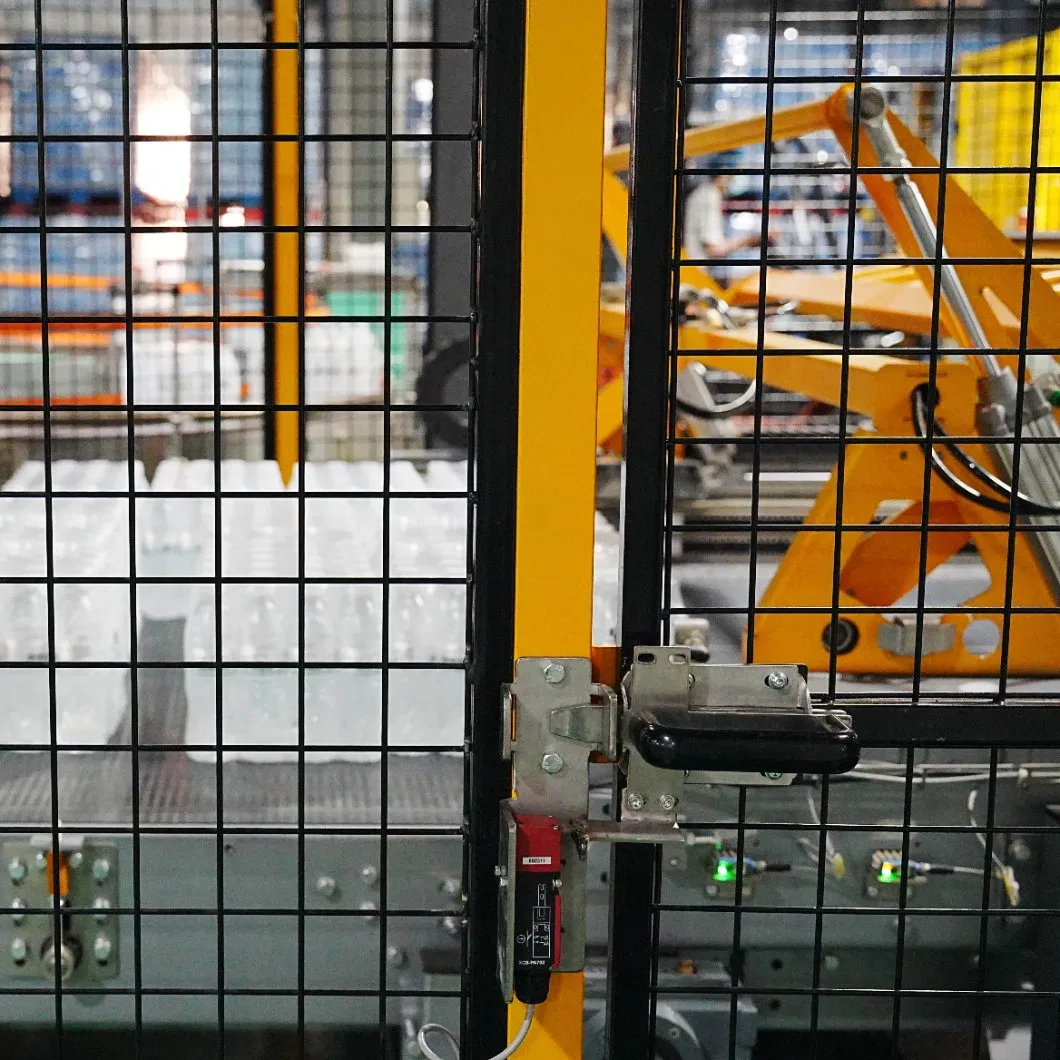 48, 000 Sistema de Tratamento de Água Bph e Sistema de Enchimento e Tampagem