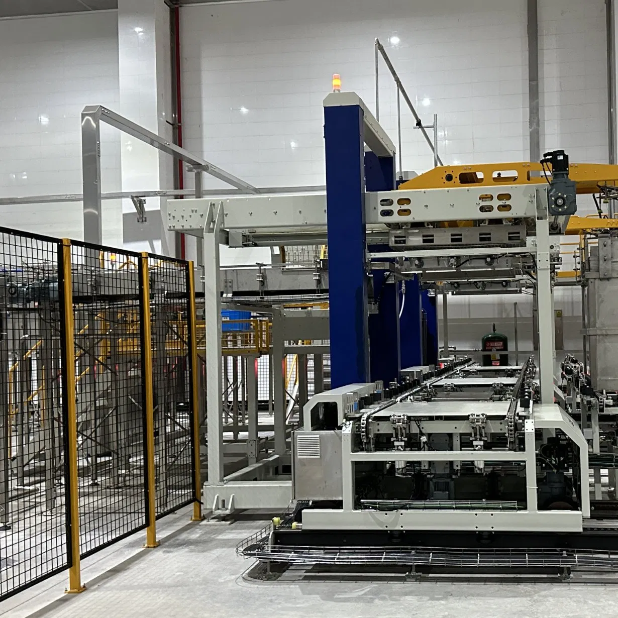 Sistema de Descarregamento Automático de Latas de Alimentos em Alta Velocidade